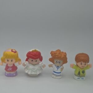 8X Little People Lot